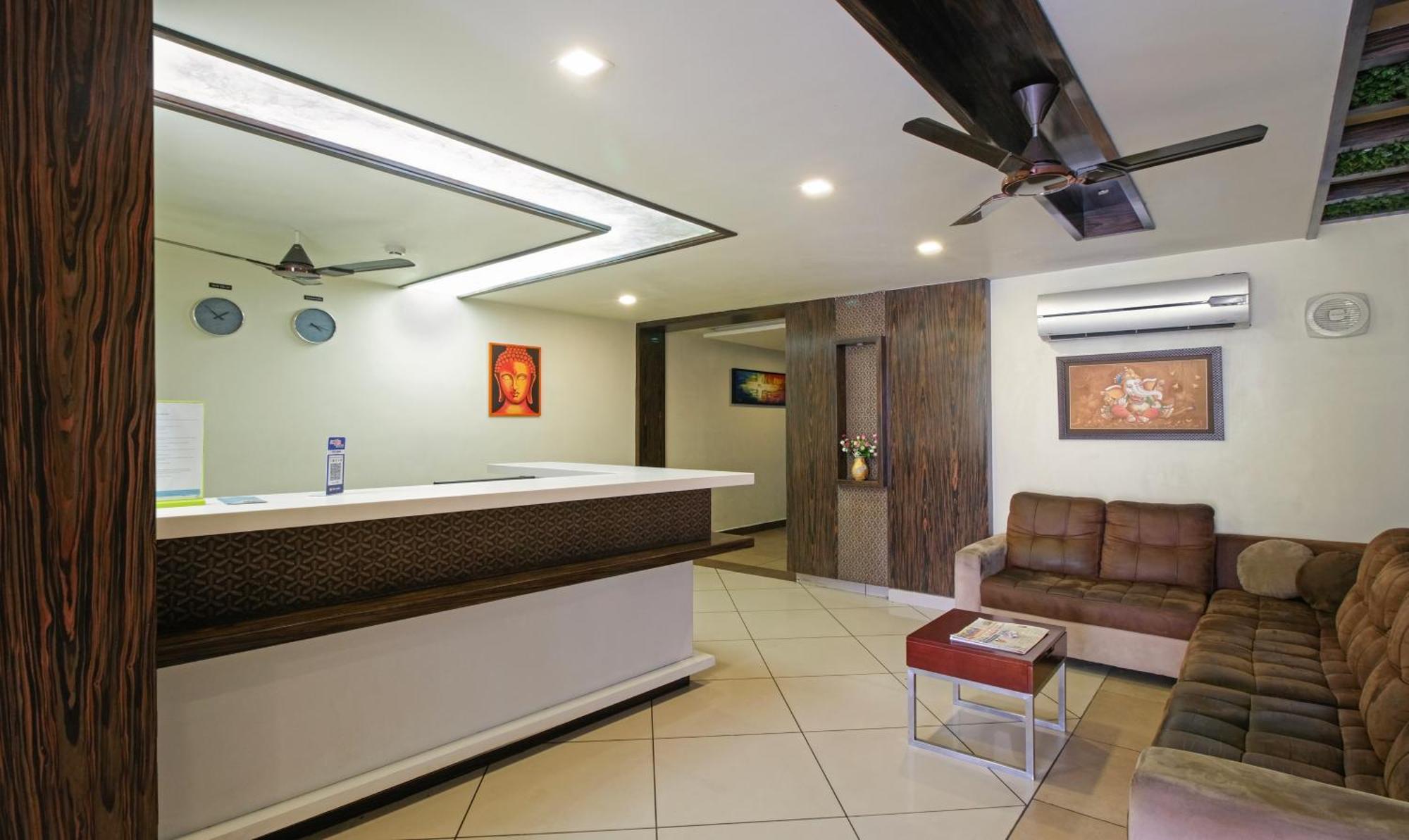 Itsy Hotels N Square วิเจยาวารา ภายนอก รูปภาพ